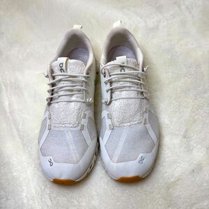 On Cloud 5 Terry Women's Running Shoes Size 9 Excellent Preowned Condition